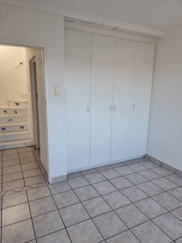 2 Bedroom Property for Sale in Hartenbos Central Western Cape